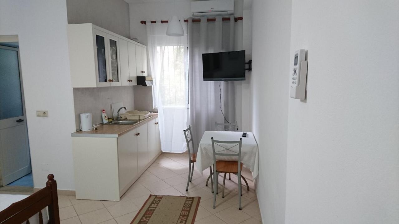 Kulla E Vekut Appartamento Durrës Esterno foto