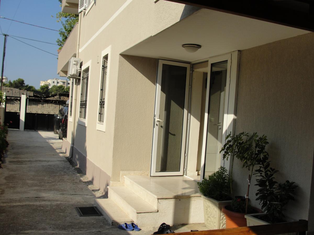 Kulla E Vekut Appartamento Durrës Esterno foto