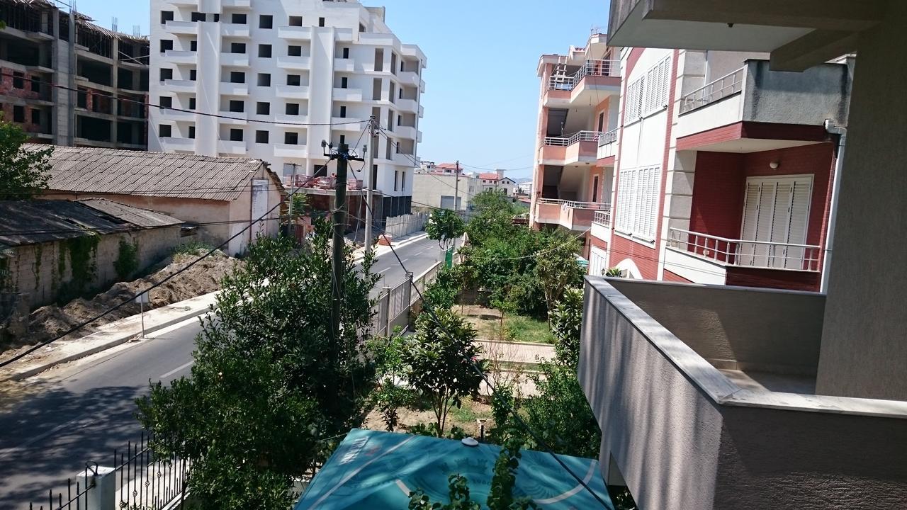 Kulla E Vekut Appartamento Durrës Esterno foto
